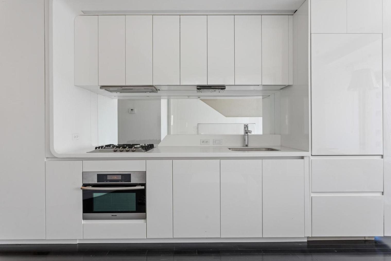 Financial District 1br W Wd Gym Elevator Nyc-1368 Apartment